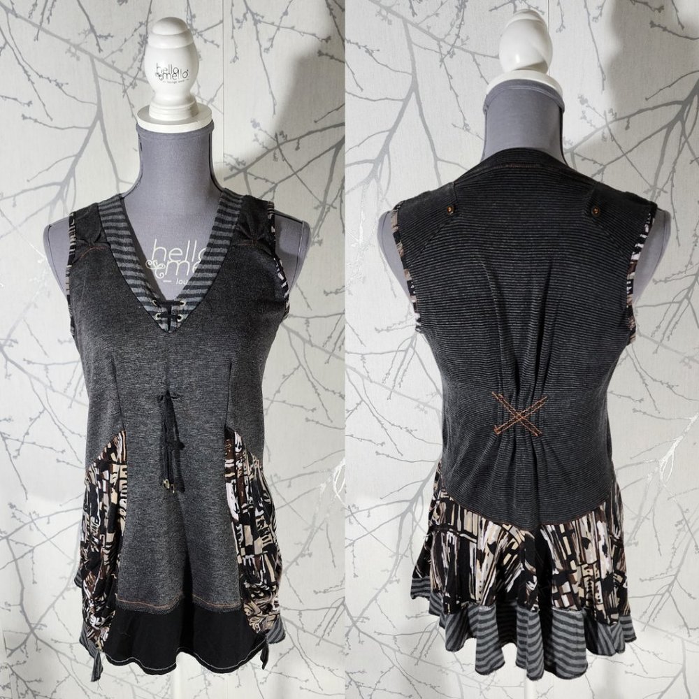 Dolcezza Gray Striped Art To Wear Mixed Fabric Peplum Tunic